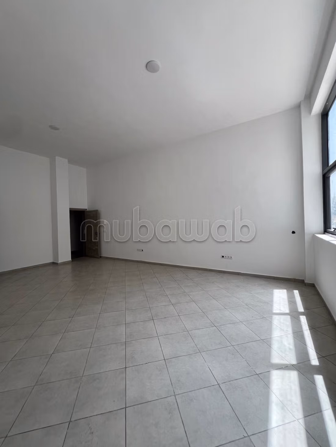 Oficinas en alquiler en Bouskoura Ville. Dimensión 47 m². Ascensor