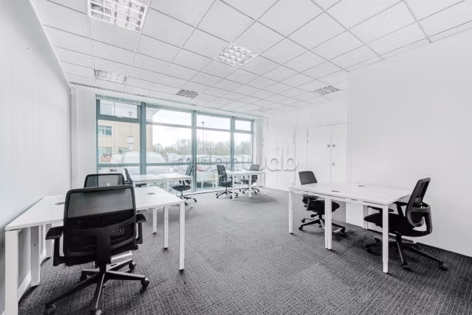 Espace de bureau pour 5 personnes à Tangiers, MIA