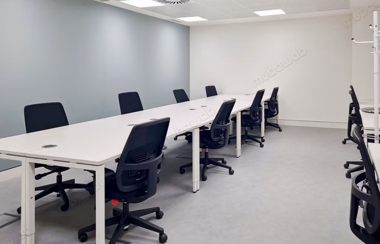 Un bureau au design pour 5 
Casablanca, Metwork Bd d’Anfa