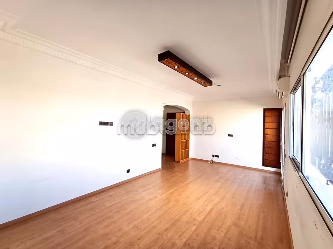 Eccezionale casa di lusso in affitto a Anfa. 5 locali. Con camino e piscina