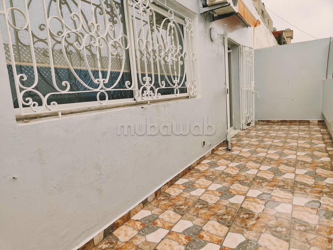 Eccezionale casa di lusso in affitto a Anfa. 5 locali. Con camino e piscina