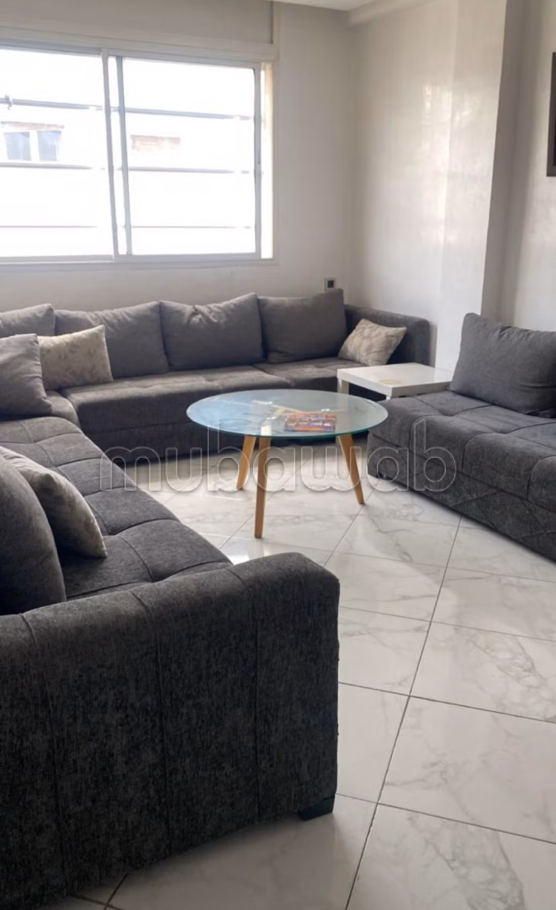 Superbe appartement à louer à Haut Agdal. Surface de 50 m². Conciergerie à disposition