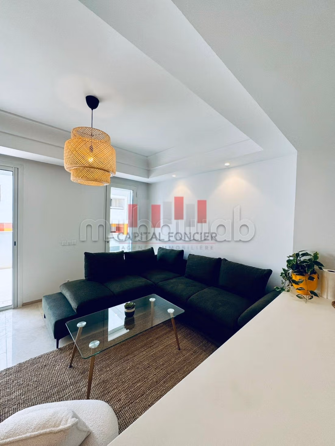 Appartement en location à Casablanca Finance City.
Superficie 45 m².
Bien meublé — 2