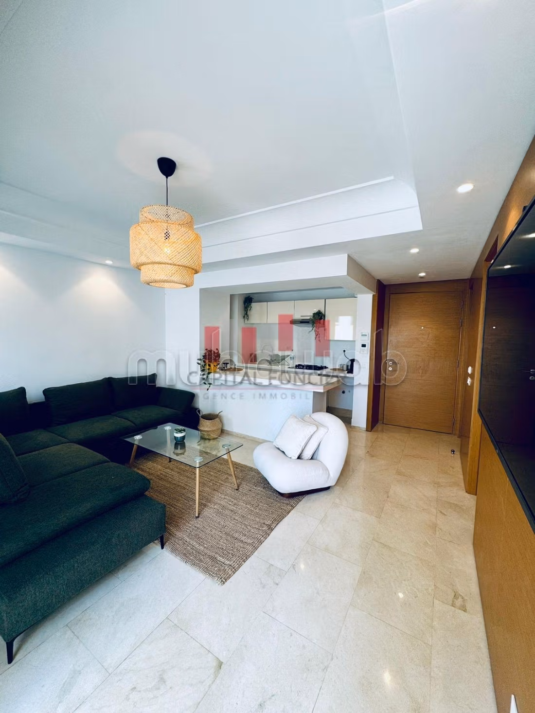 Appartement en location à Casablanca Finance City.
Superficie 45 m².
Bien meublé — 3