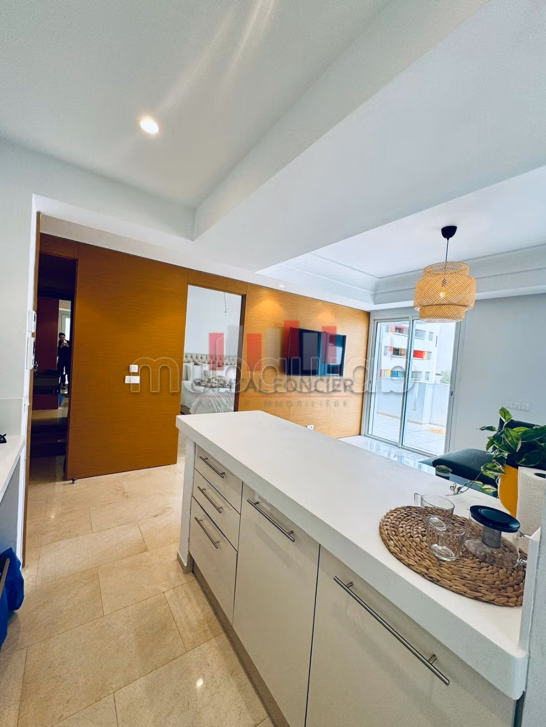 Appartement en location à Casablanca Finance City.
Superficie 45 m².
Bien meublé — 5