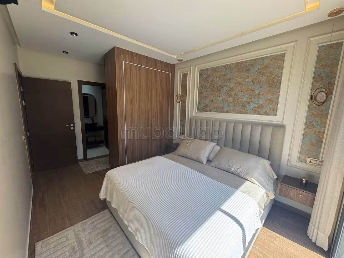 Au CFC Appartement Neuf meublé à louer – 2 façades, — 2