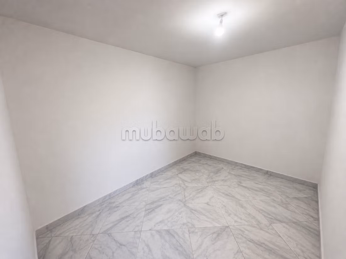 High quality villa for sale. 2 rooms. Storage unit