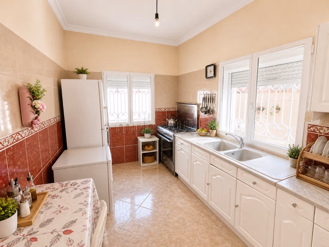 High quality villa for sale. 2 rooms. Storage unit