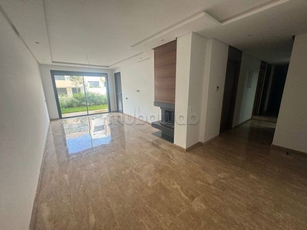 A Dar Bouaaza À Louer Rez De Jardin VIDE, lumineux et spacieux avec vue sur le jardin