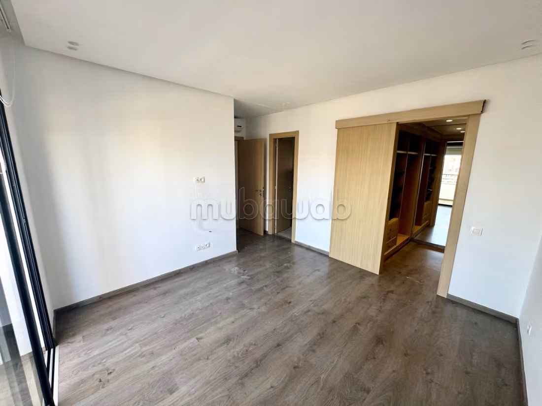 Huren: villa's en luxe woningen. 6 Ruimtes. Conciërgeservice en open haard