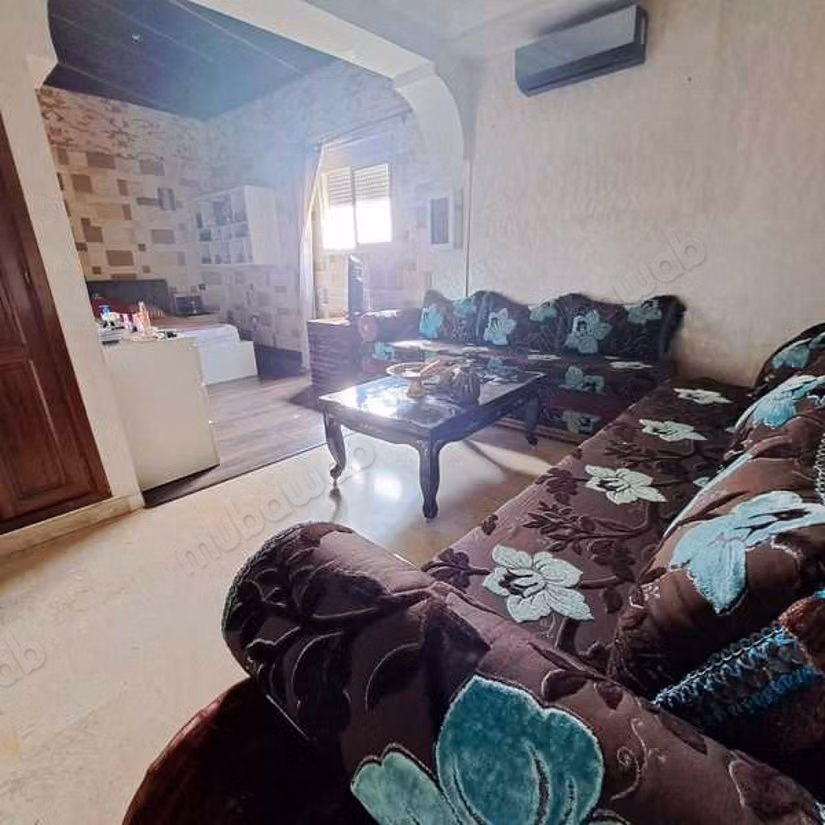 Fabulous apartment for sale in Beauséjour. 3 lovely rooms. Carpark, Balcony