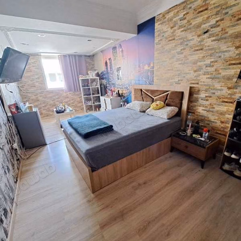 Fabulous apartment for sale in Beauséjour. 3 lovely rooms. Carpark, Balcony