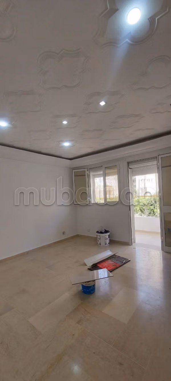 Splendido appartamento in vendita a Sidi Daoued. Superficie totale 90 m². Antenna parabolica e porta blindata