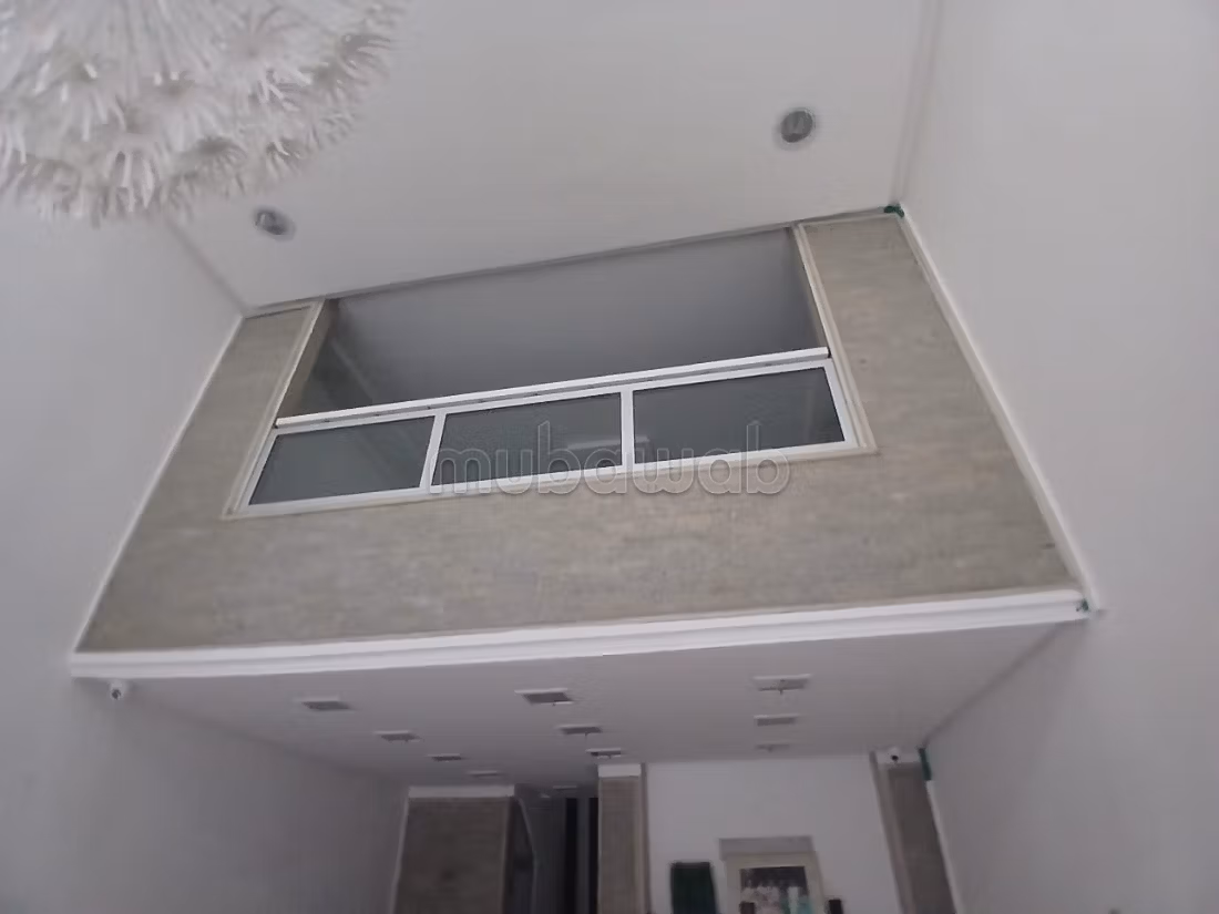 Offices & shops to rent in Marchan. Surface area 87 m². Air conditioning system