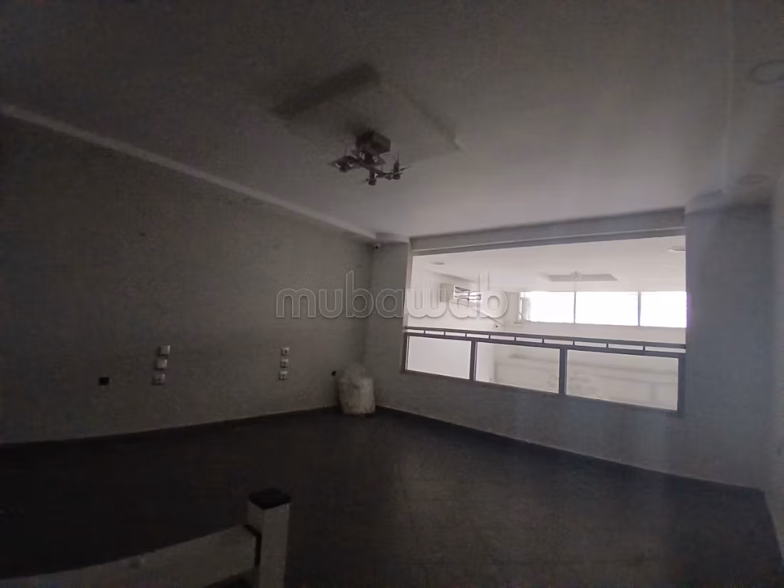 Offices & shops to rent in Marchan. Surface area 87 m². Air conditioning system