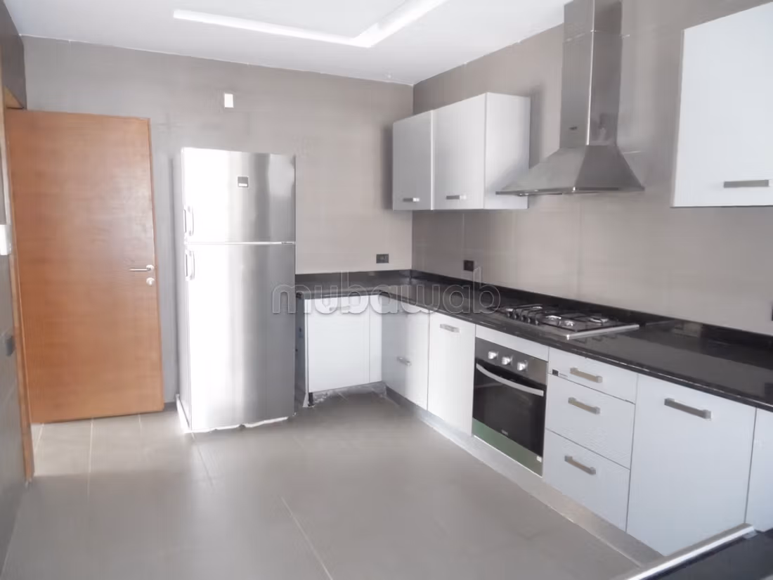 Appartement moderne en Location à Souissi — 6