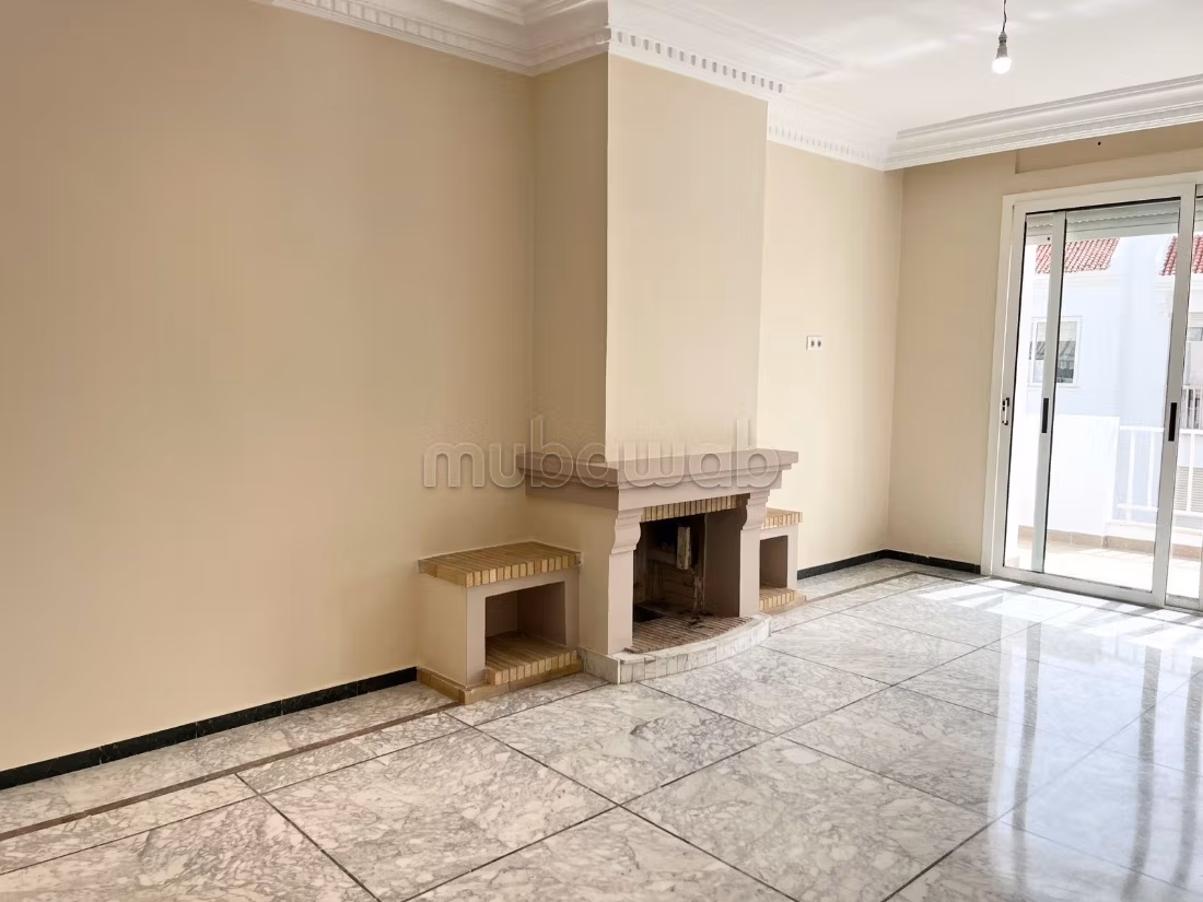 Appartement rénové Aindiab