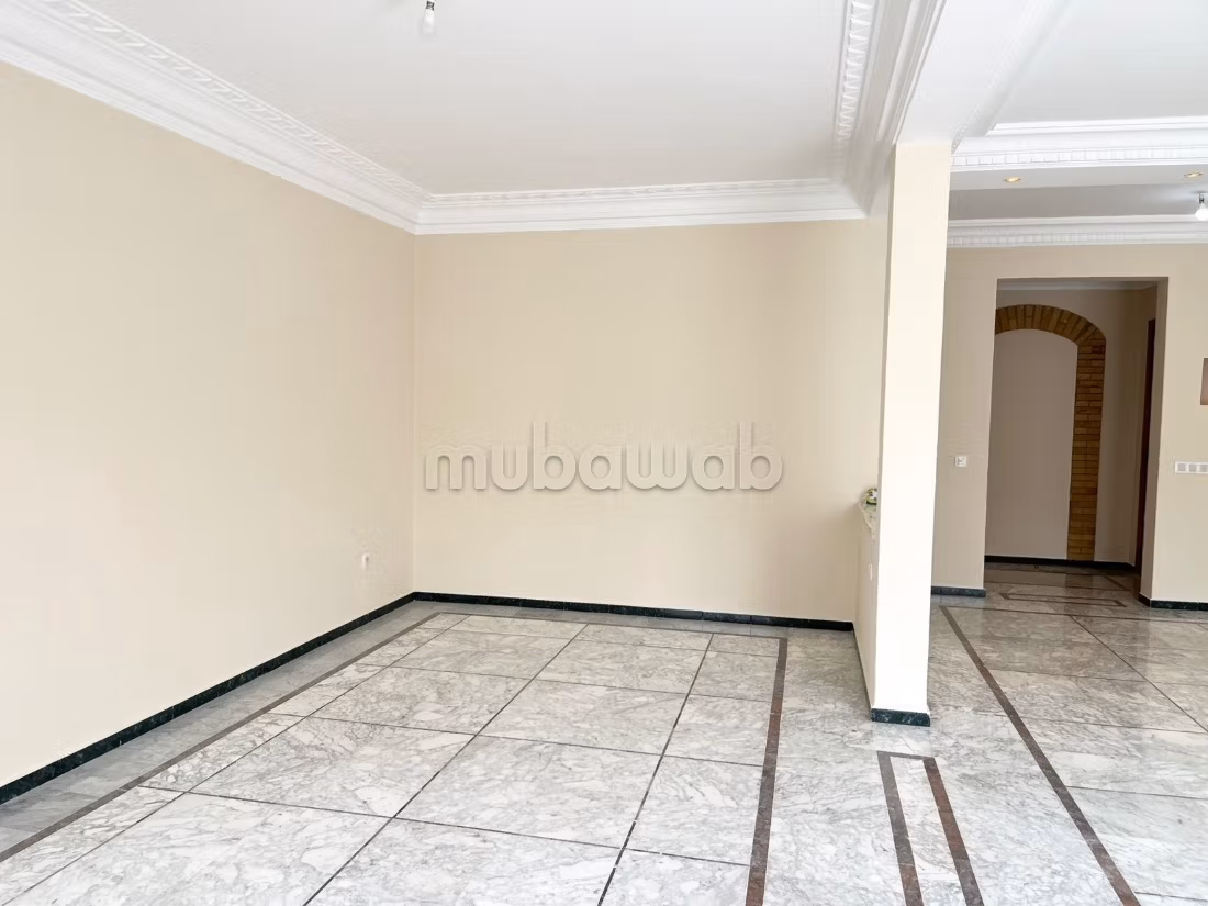 Appartement rénové Aindiab