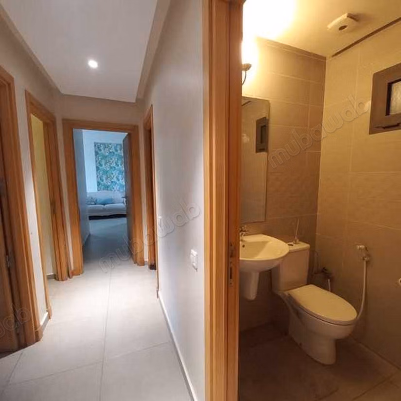 Beautiful apartment for sale in Roches Noires. 5 comfortable rooms. With garage and lift