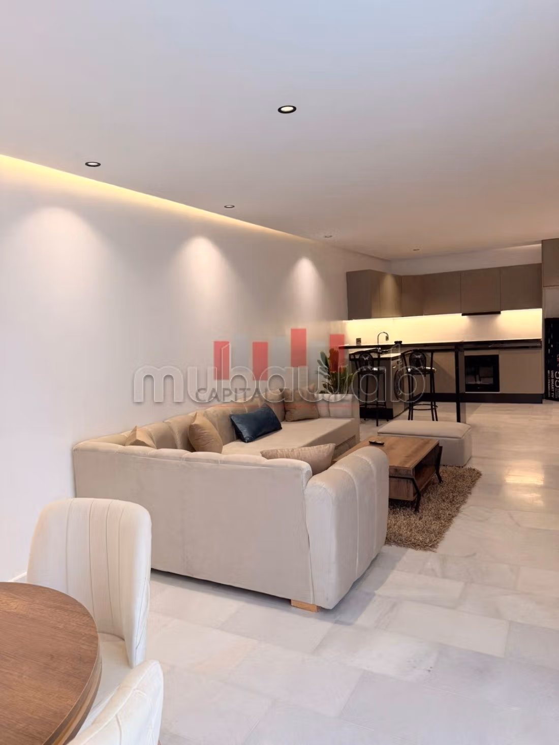 Bel appartement en location à Les princesses.
1 belle chambre.
Bien meublé — 5