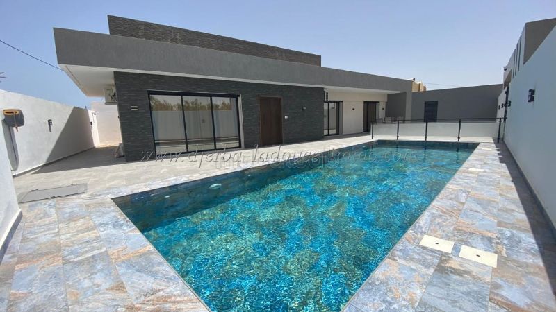 A VENDRE Une Magnifique Villa S3 à Midoun djerba