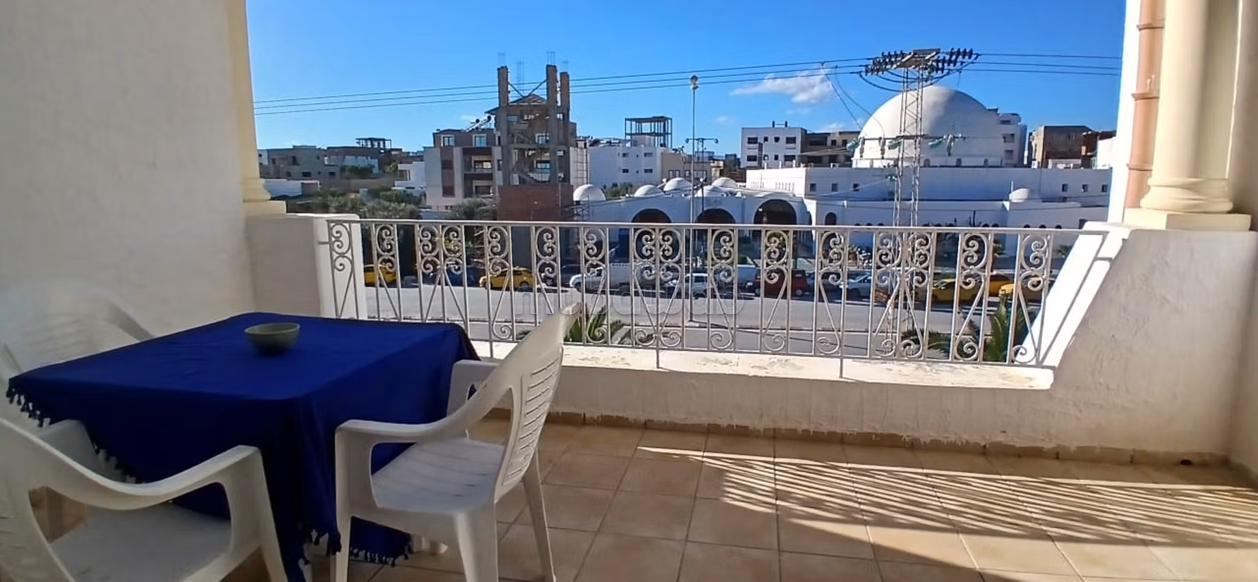 Rent an apartment in Yasmine Hammamet. 1 Living area. Well decorated
