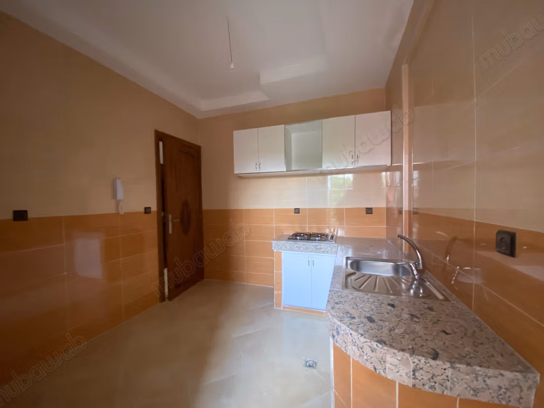 Lovely apartment for rent in Lido. 3 large rooms. Equipped kitchen
