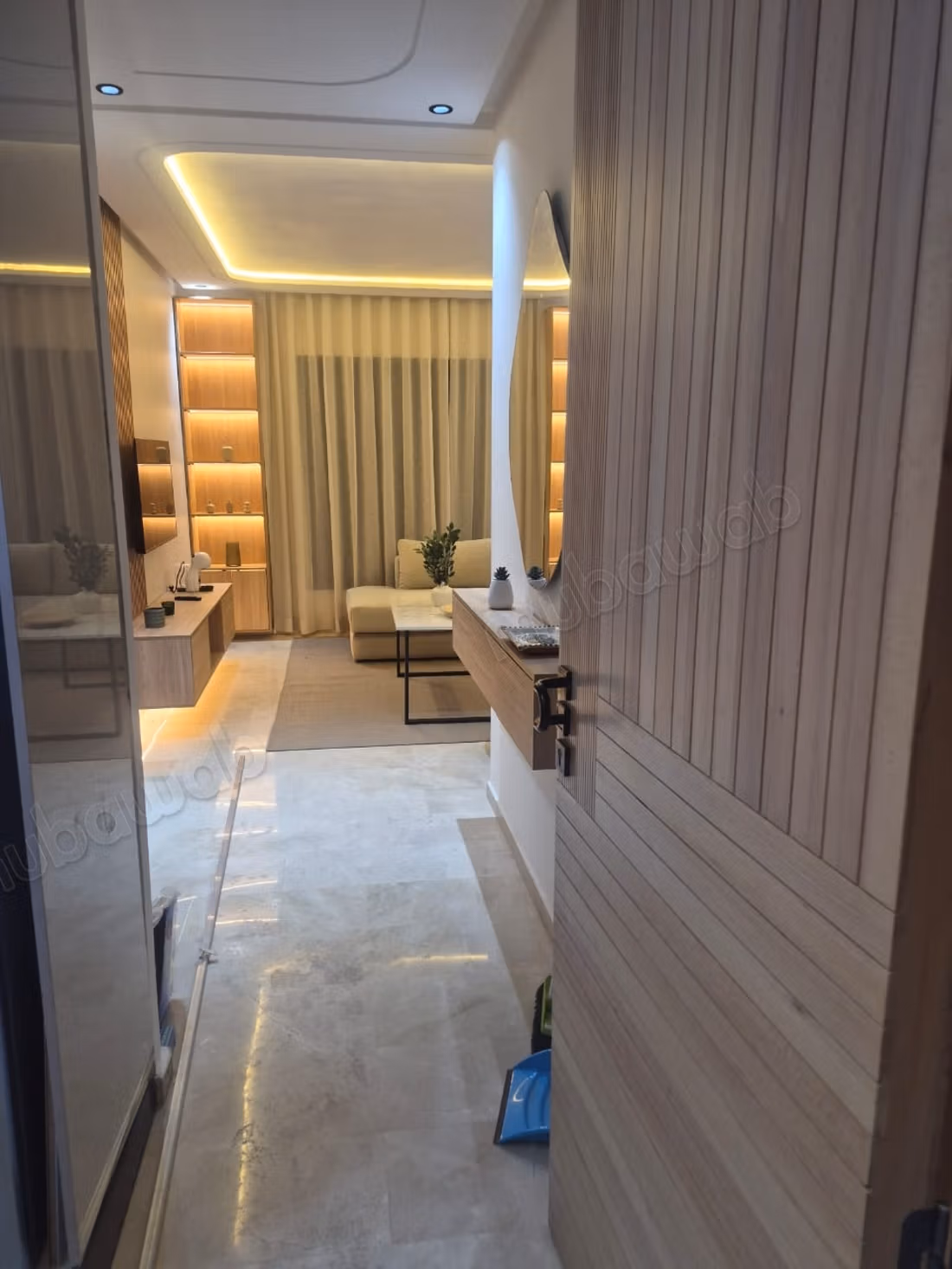 Sudio meublé neuf 47 m2 1er etage garage