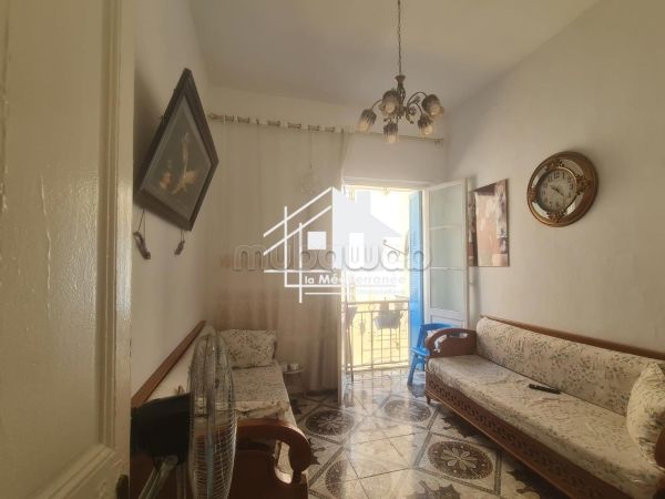 A vendre appartement s2 au Centre ville Tunis