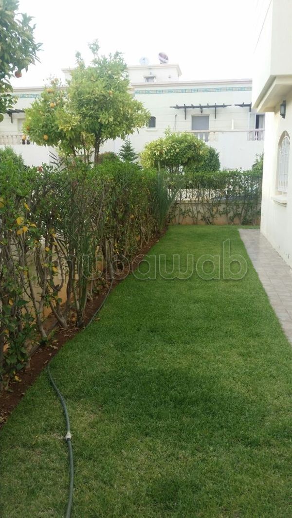 Villa jumelée de 3 façades