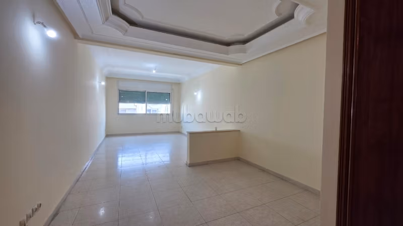 Affitto di uno splendido appartamento a Agdal. Superficie di 100 m². Con garage e ascensore