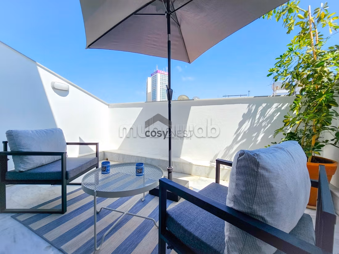 Studio duplex plein sud – Confort et luminosité