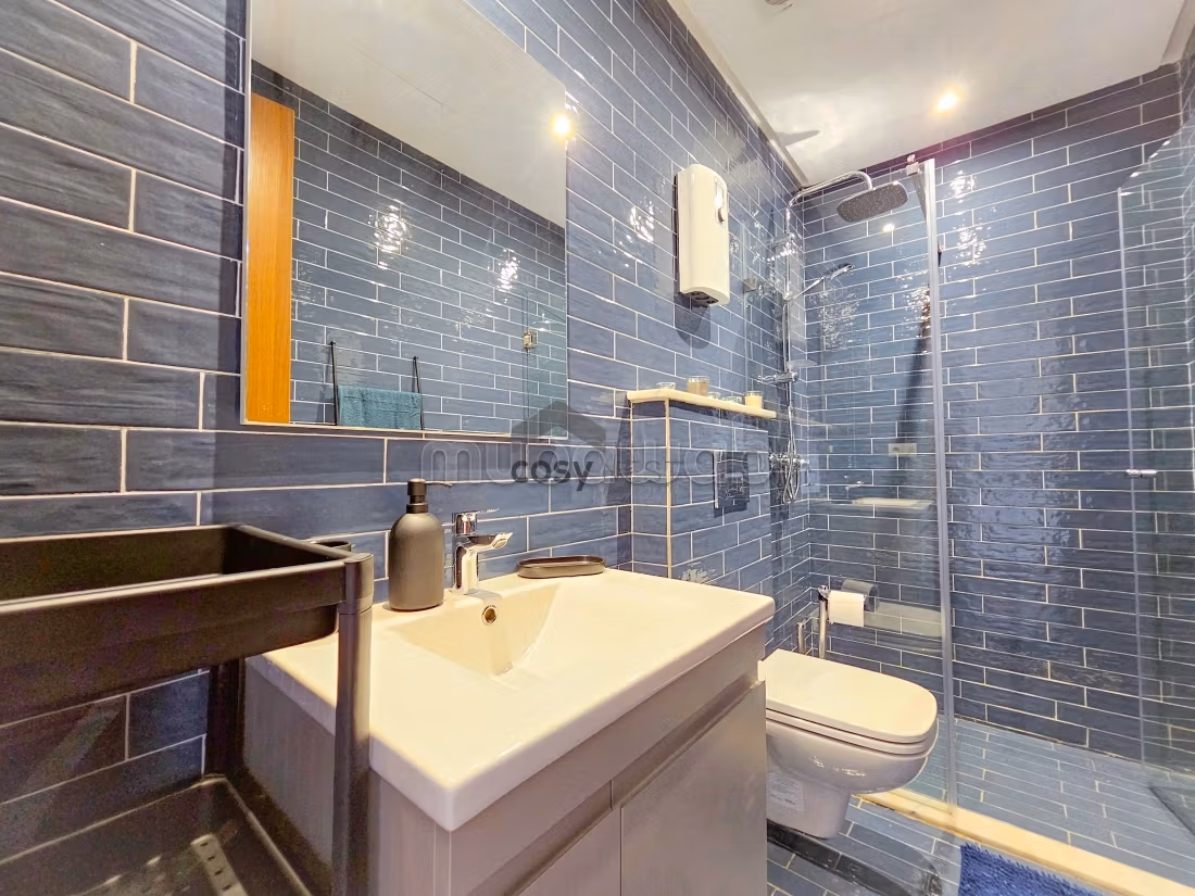 Studio duplex plein sud – Confort et luminosité