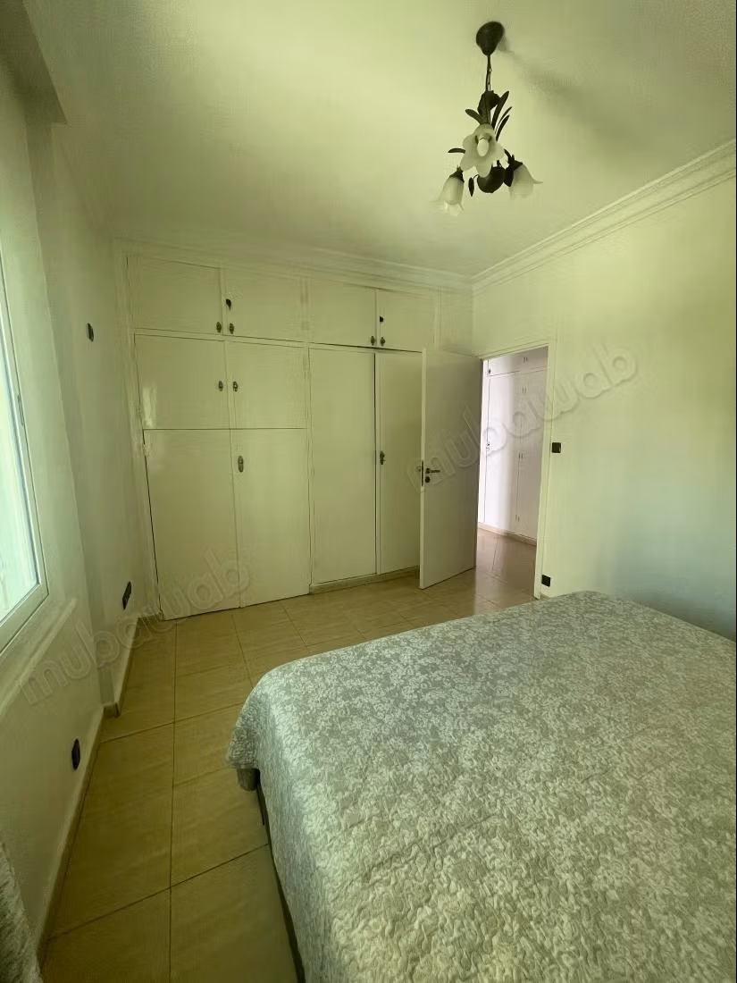À vendre – bel appartement au cœur du triangle d’or
