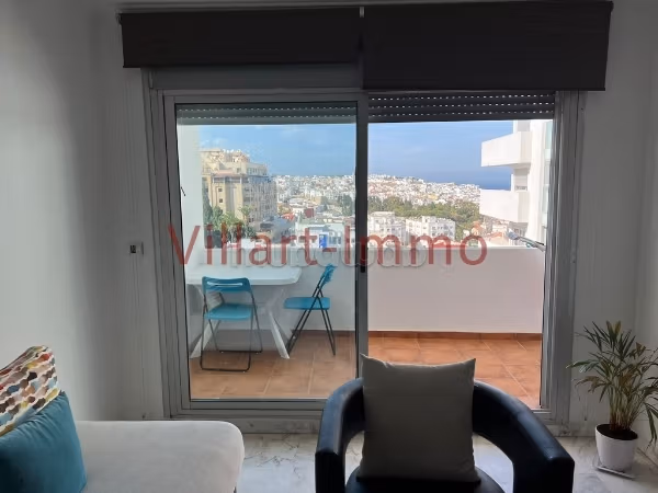 Appartamento in centro città, terrazza, piscina, vista mare