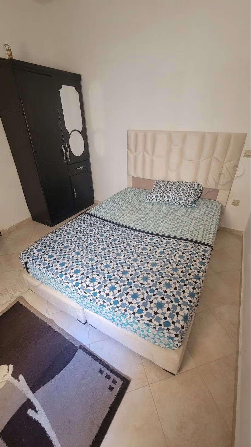 Nu te huur: appartementen in Moujahidine. Totale oppervlakte 55 m². Gemeubileerd