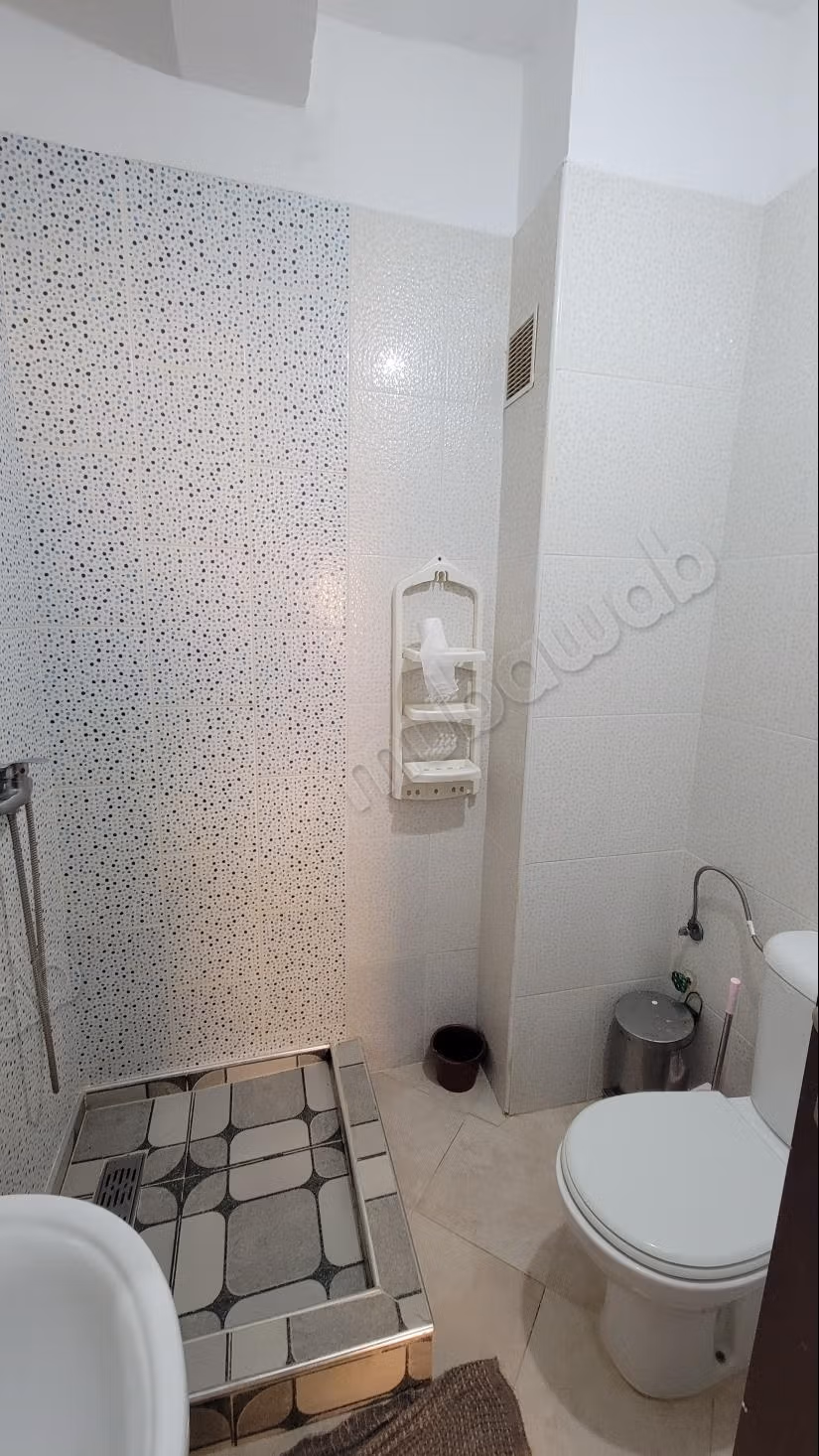 Nu te huur: appartementen in Moujahidine. Totale oppervlakte 55 m². Gemeubileerd
