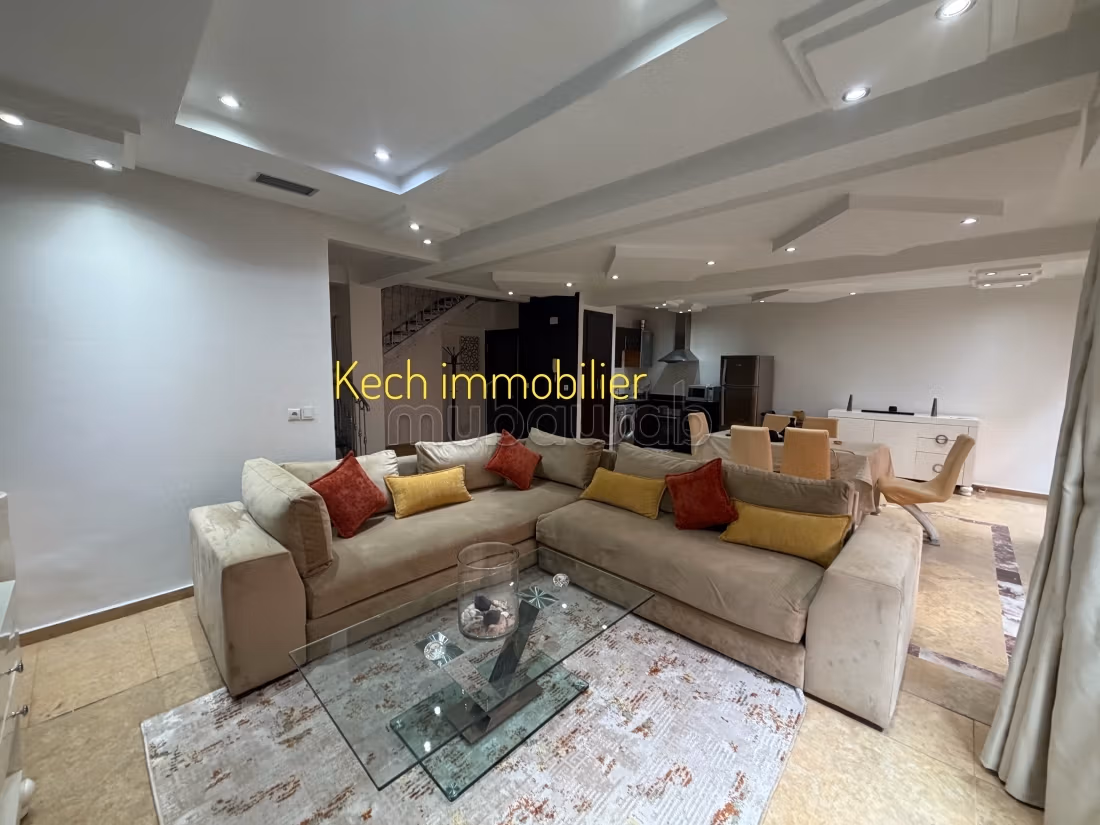 Joli duplex 2 chambres meublé Majorlle
