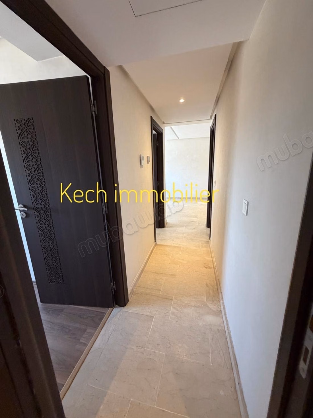 Joli appartement 2 chambres vide piscine
