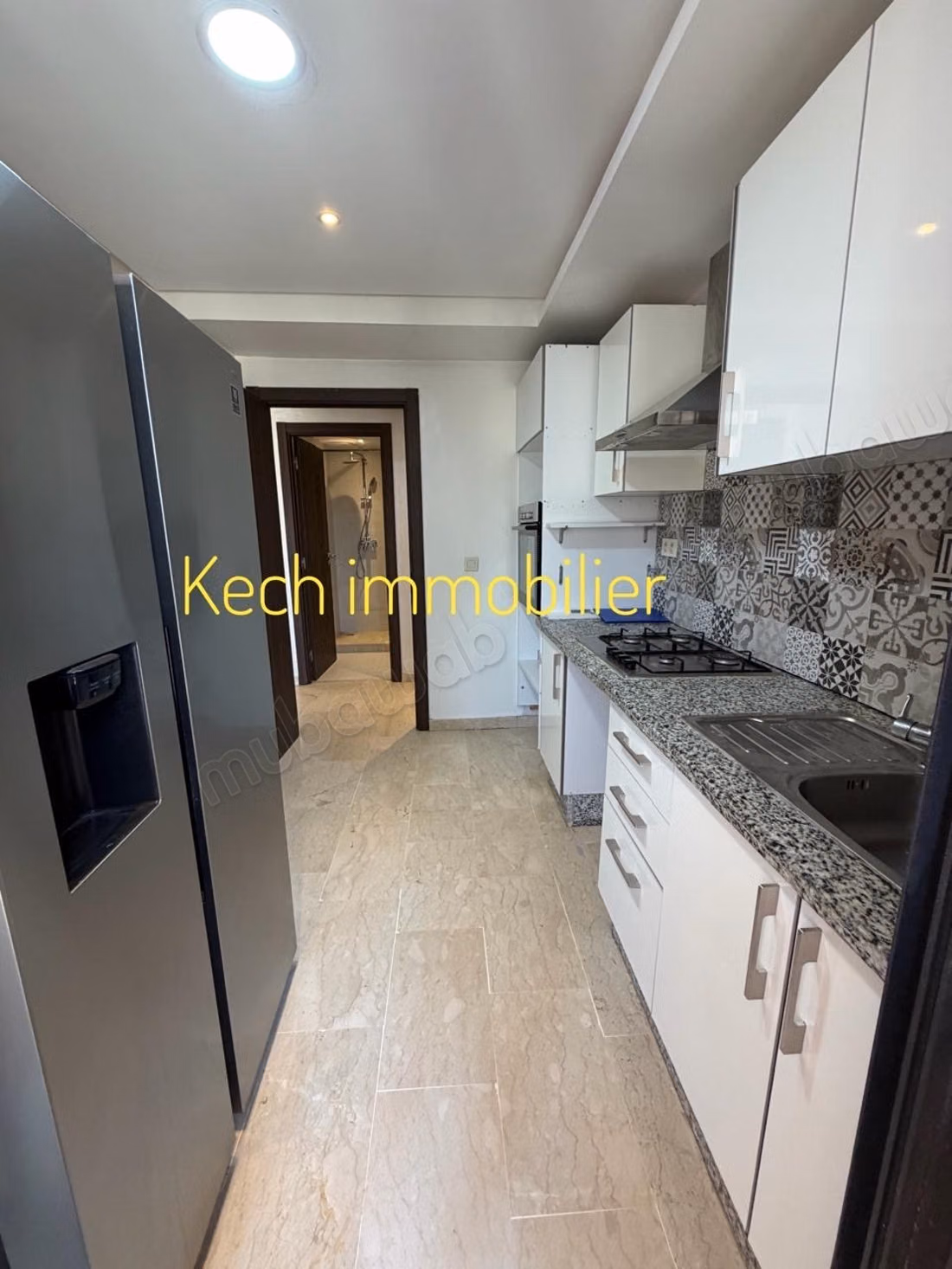 Joli appartement 2 chambres vide piscine