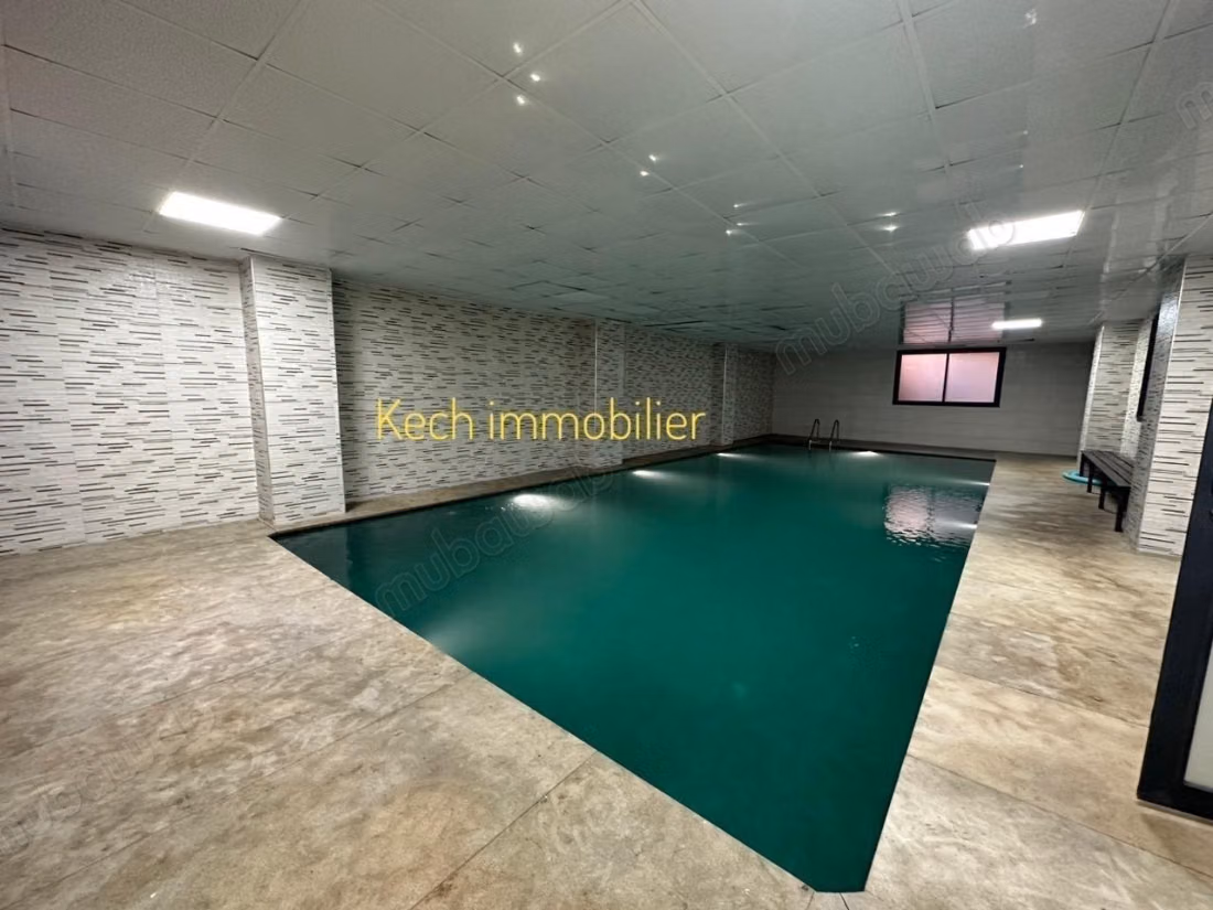 Joli appartement 2 chambres vide piscine
