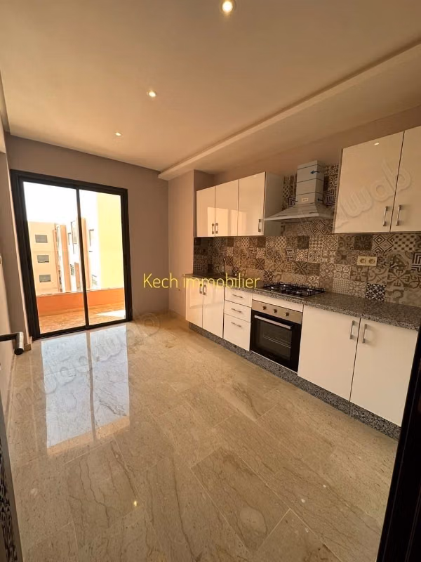 Joli appartement 2 chambres vide piscine