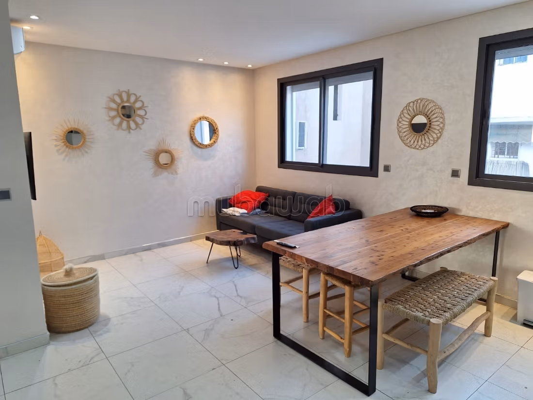A louer villa vide moderne face à la mer