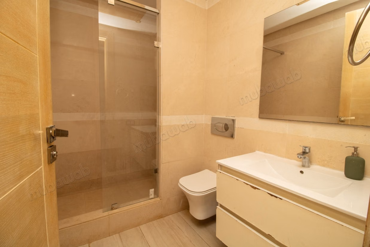Alquila este piso. 2 hermosas habitaciones. Armarios