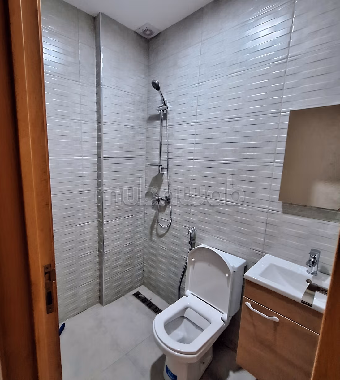 Pisos en alquiler en Hay Mohammadi. Superficie 60 m². Sistema de antena parabólica, Seguridad implementada
