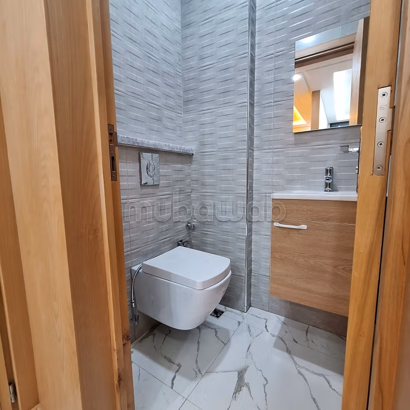 Pisos en alquiler en Hay Mohammadi. Superficie 60 m². Sistema de antena parabólica, Seguridad implementada