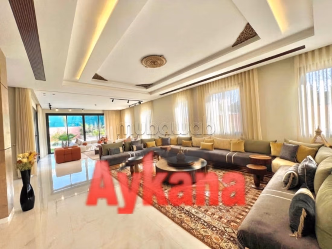 Villa de Luxe à Vendre à Souissi Rabat