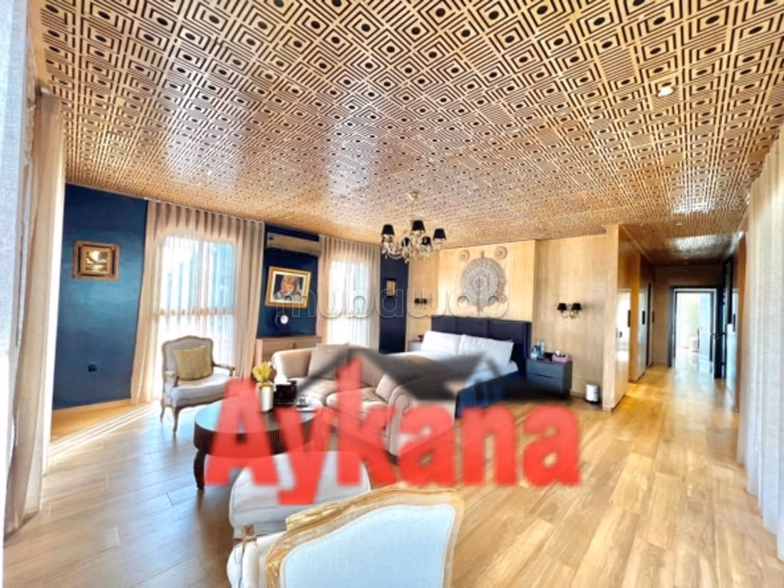 Villa de Luxe à Vendre à Souissi Rabat