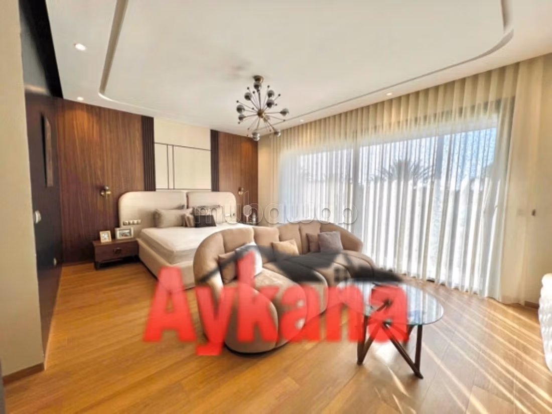 Villa de Luxe à Vendre à Souissi Rabat