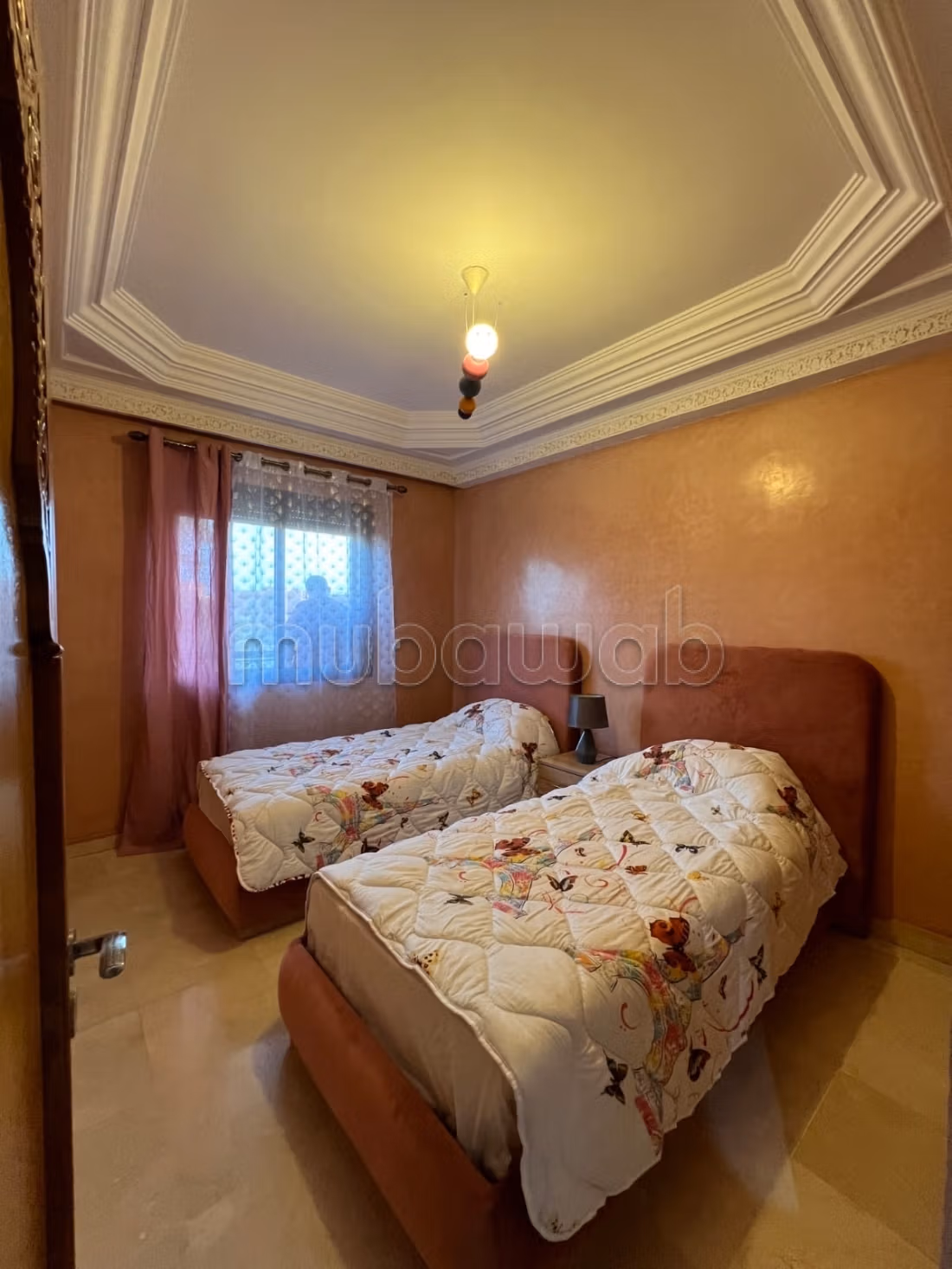 Spacieux appartement meublé en location